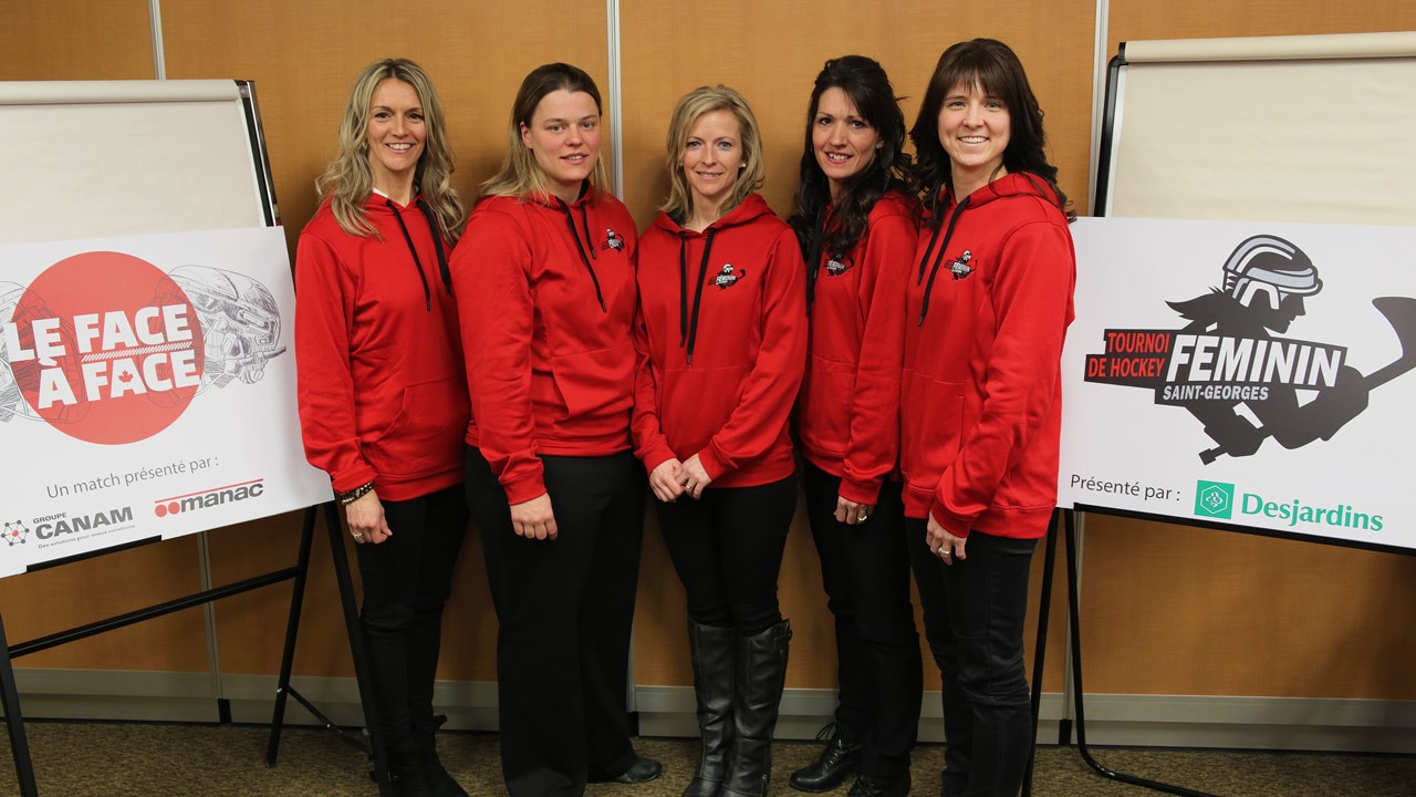 Cindy Bertrand, Lily Poulin, Julie Poulin, Diane Bélanger, Véronique Bernier, membres du comité organisateur.