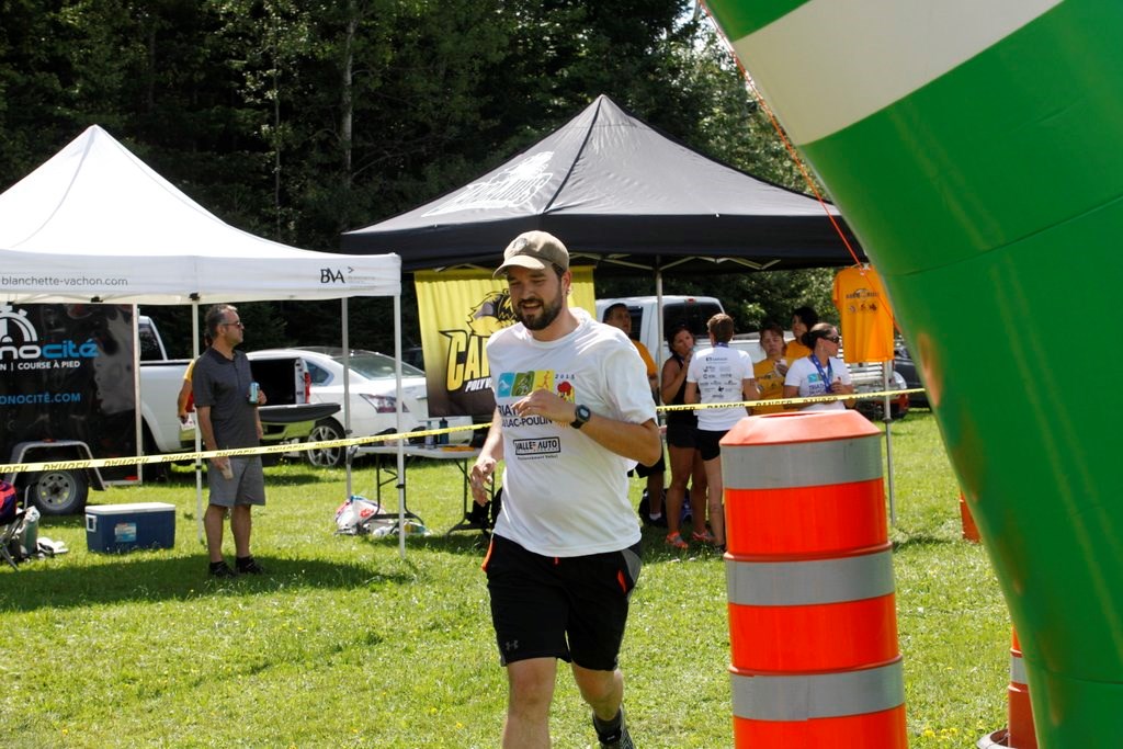 Le Triathlon du Lac-Poulin permet d'amasser 23 500$ pour la bonne cause