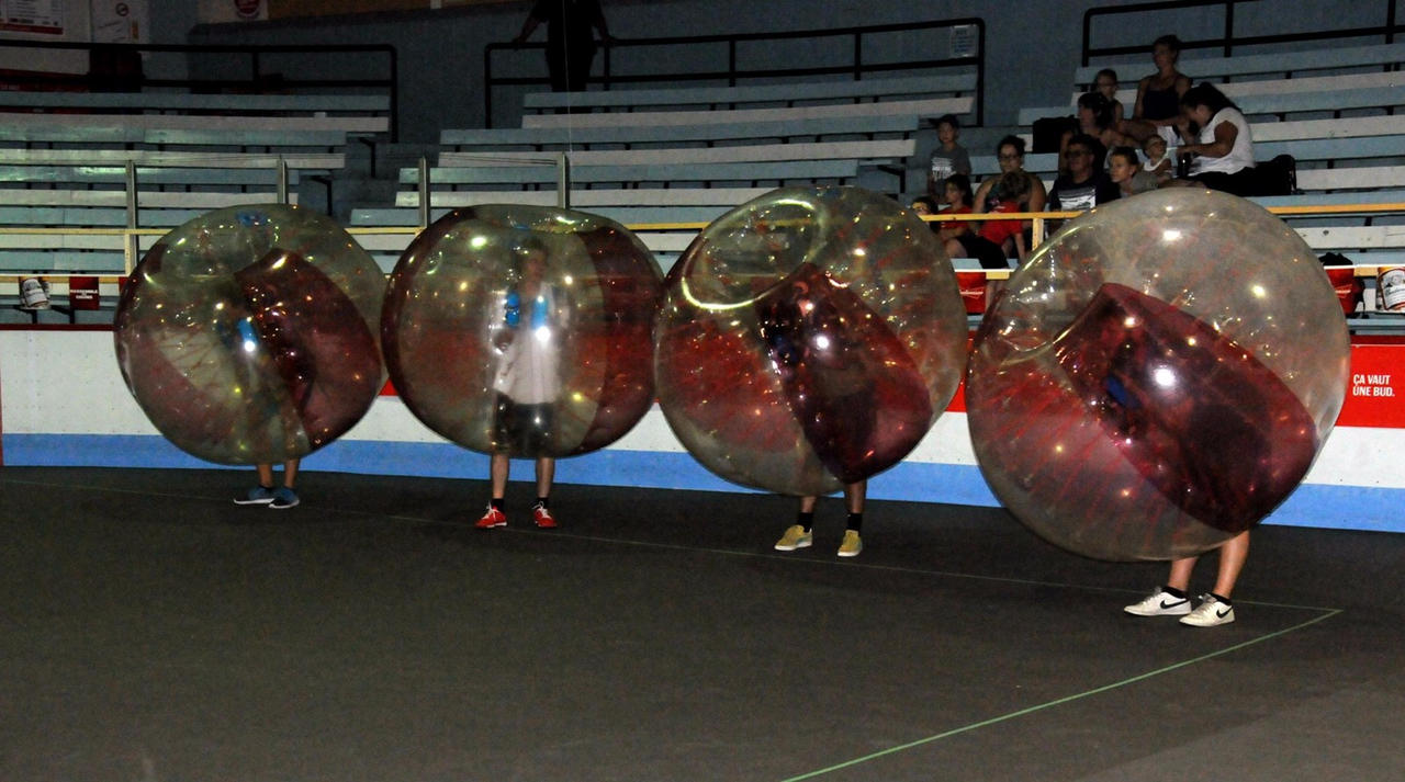 Vidéo d'une partie de Bubble Football disputé à Saint-Prosper