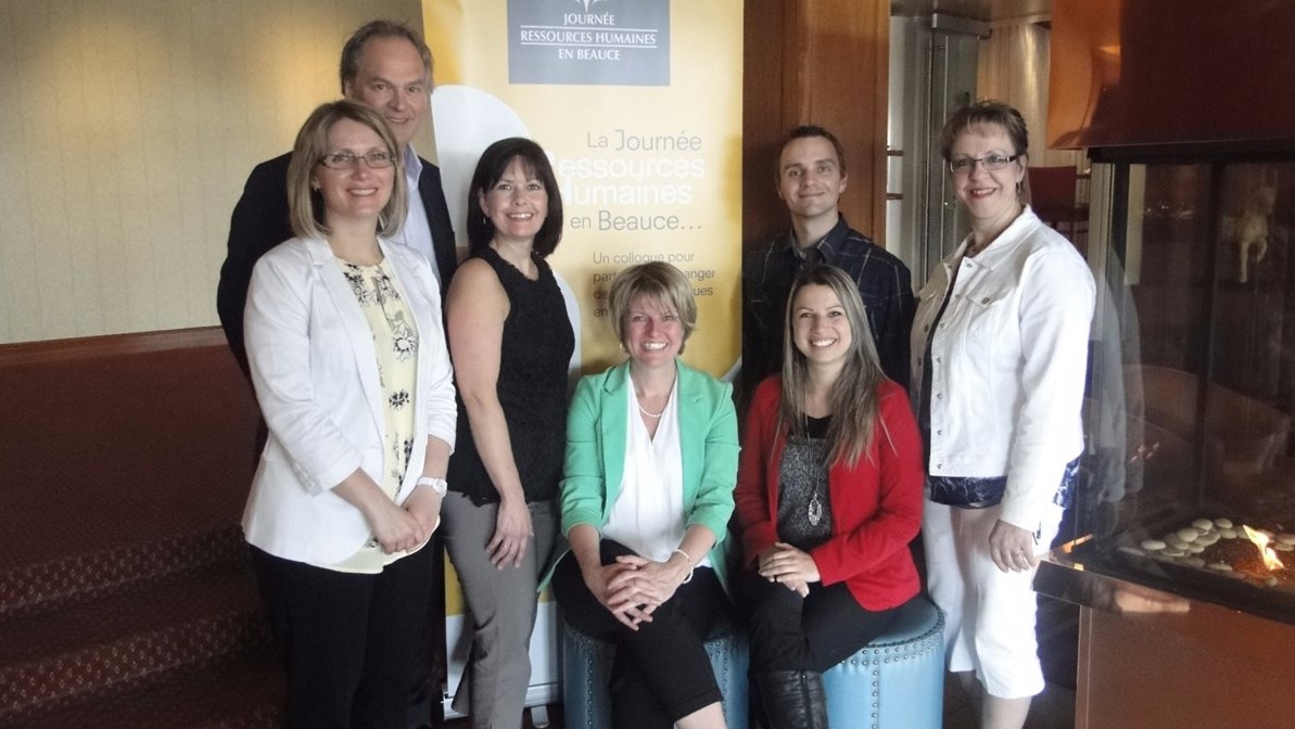 Le comité organisateur de l'événement. De gauche à droite : Sylvie Labonté, Vincent Lessard, Michèle Giroux, Édith Vignola, Anne-Marie Lessard, Marco Fortier et Maryse LaRochelle. 
