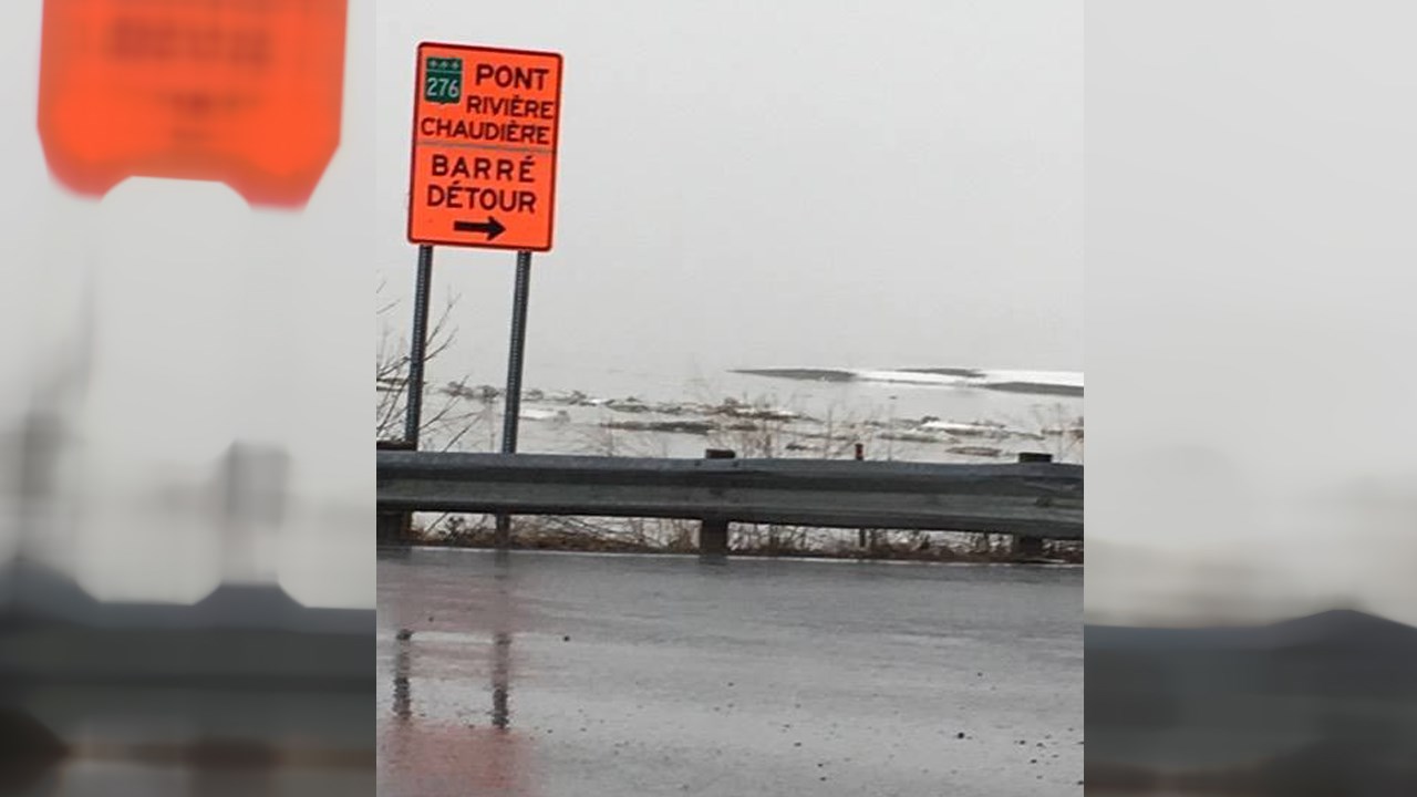 Inondation sur la route 276 entre Saint-Joseph et Saint-Joseph-des-Érables