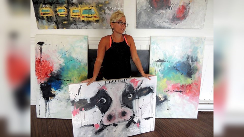 L'artiste peintre Annie Rodrigue.