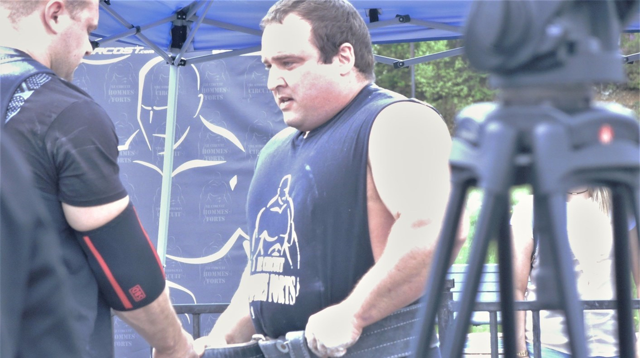 Le Championnat provincial des hommes forts du Québec attire les foules à Saint-Odilon