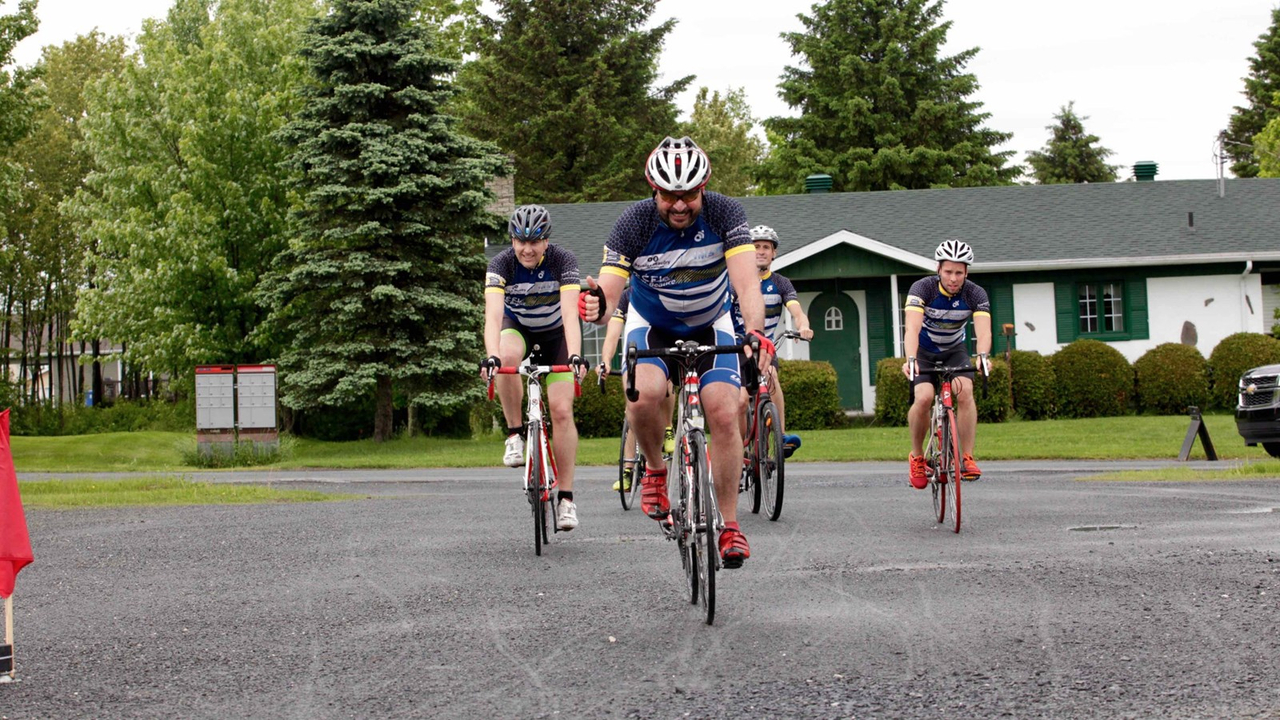 La grêle, le vent, la pluie : rien n'arrête les cyclistes du Défi Tour de Beauce 2017
