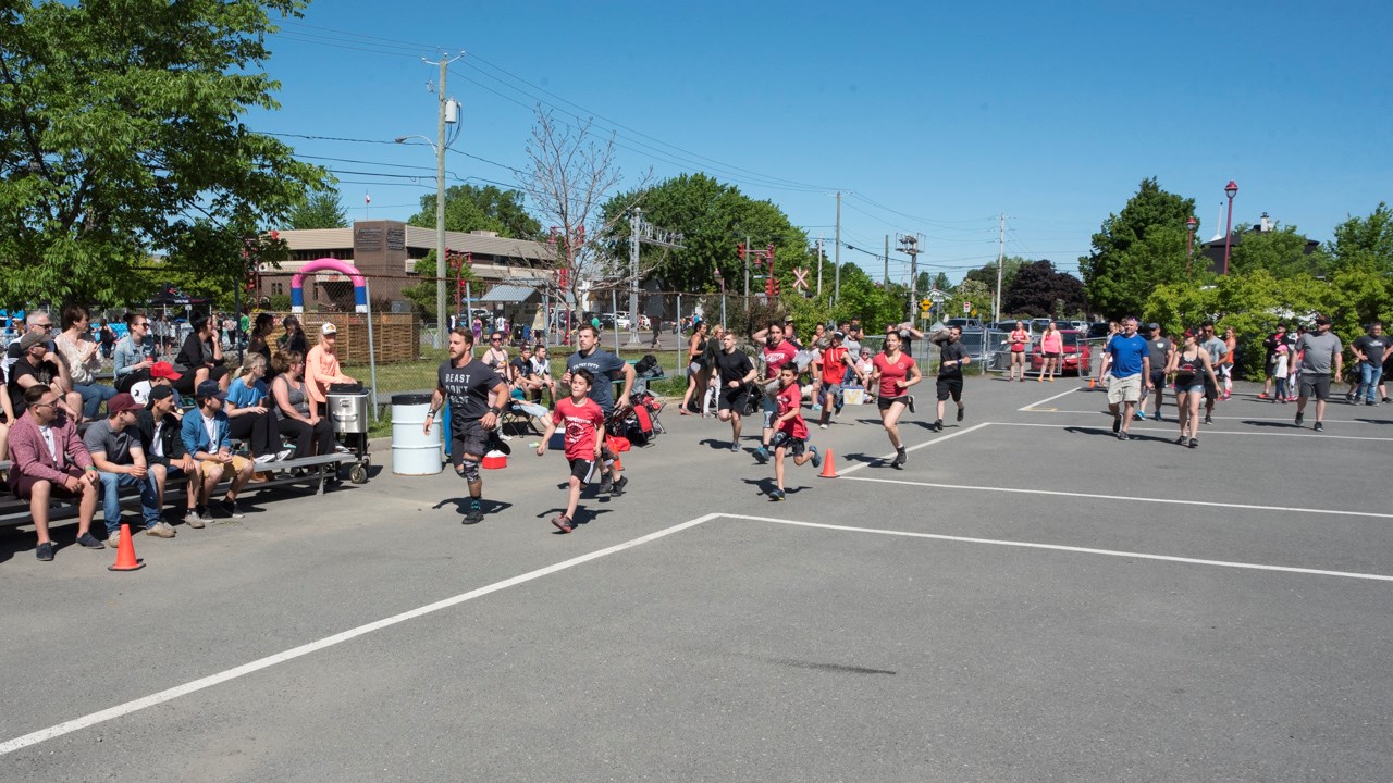 Plusieurs centaines de personnes ont profité du soleil au Festival sportif de Sainte-Marie