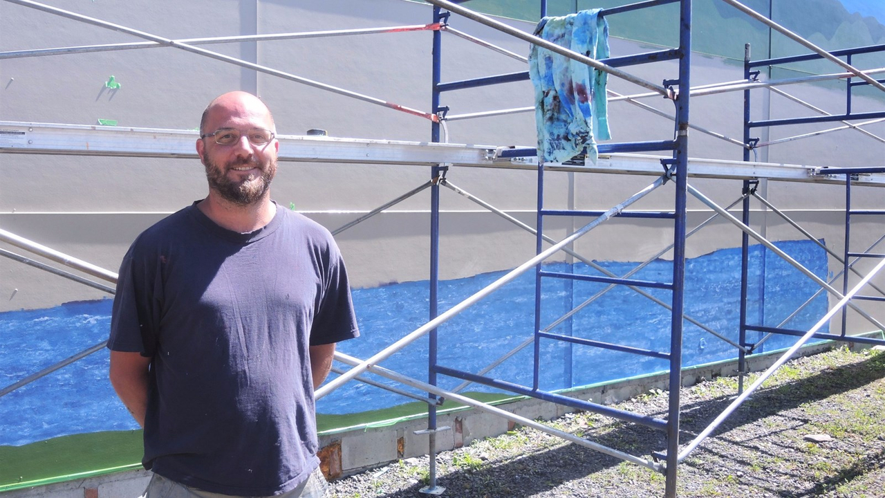 L'artiste visuel beauceron Christian Caron réalisera une fresque sur le mur nord de Place Bureau à Saint-Georges dans le cadre de la 3e édition des Arts de la Rue.