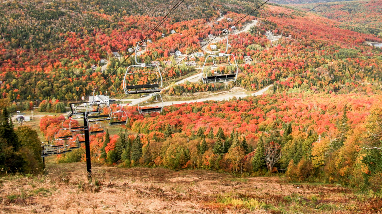 Toute l'équipe du Massif du Sud s'active à préparer au mieux la station pour l'hiver