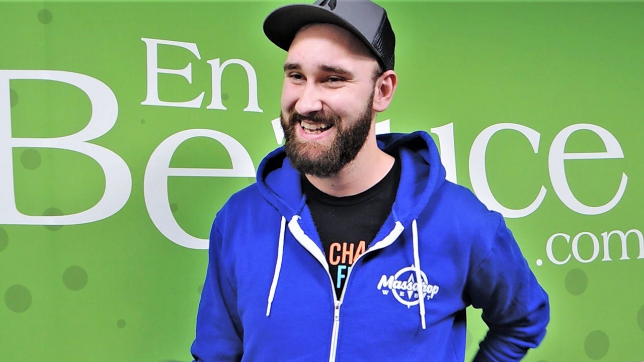Le Georgien d'origine Pascal Maynard, âgé de 24 ans, a été finaliste au Pro Tour Ixalan de « Magic : The Gathering », qui s'est déroulé du 3 au 5 novembre 2017.