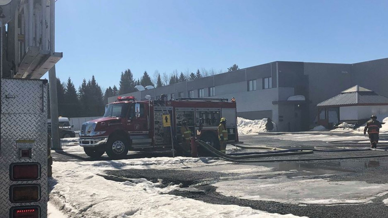 Une explosion a causé l'incendie à l'usine Matra de St-Martin