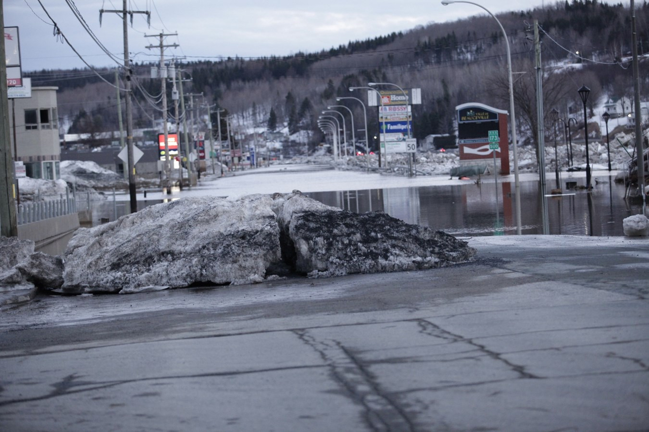 Inondation à Beauceville : images des rues à 19 h