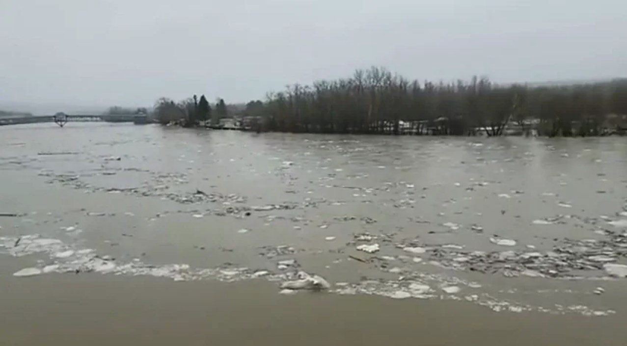 Inondations printanières : de nombreuses inondations à travers la région