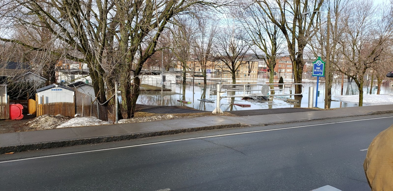 Inondations : une crue de 100 ans à Sainte-Marie