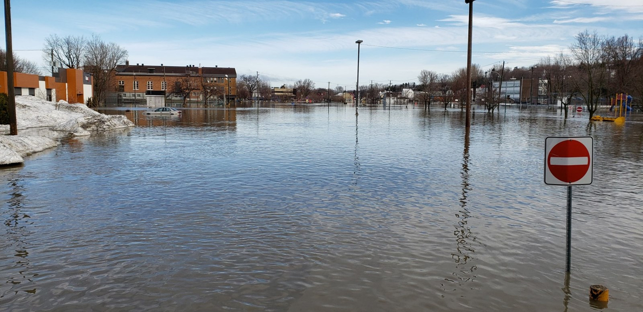 Inondations : une crue de 100 ans à Sainte-Marie