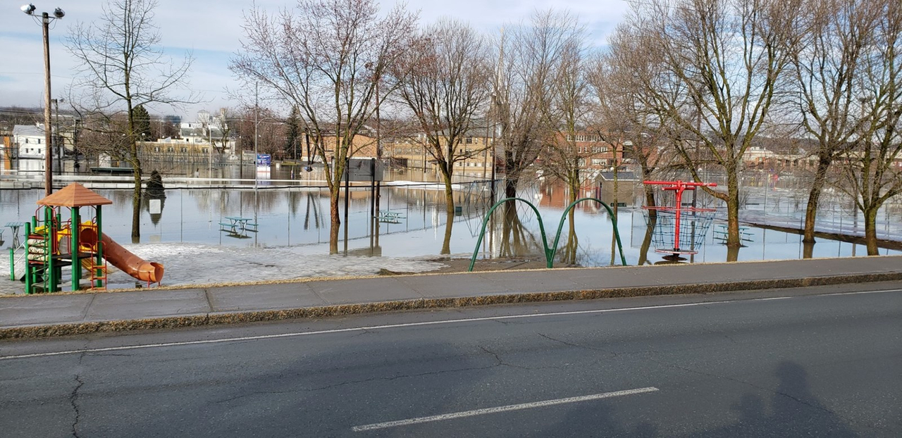 Inondations : une crue de 100 ans à Sainte-Marie