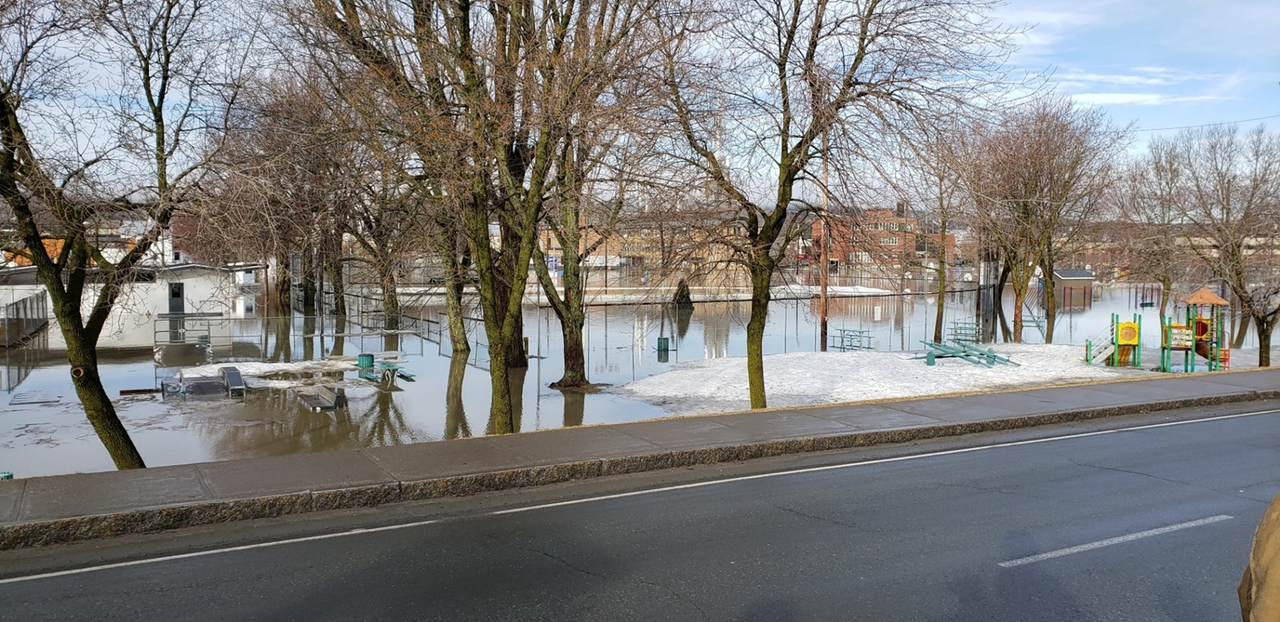 Inondations : une crue de 100 ans à Sainte-Marie