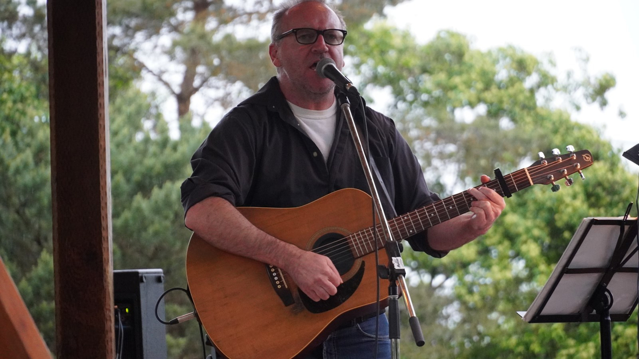 Le duo Pat et Mik se produit en spectacle à l’Arboretum