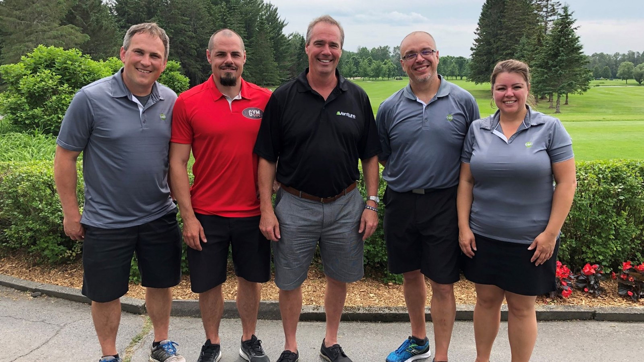 Philippe Cloutier, Mathieu Lacroix, Alexandre Lacroix,Tony Turcotte et Hélène Latulippe. 