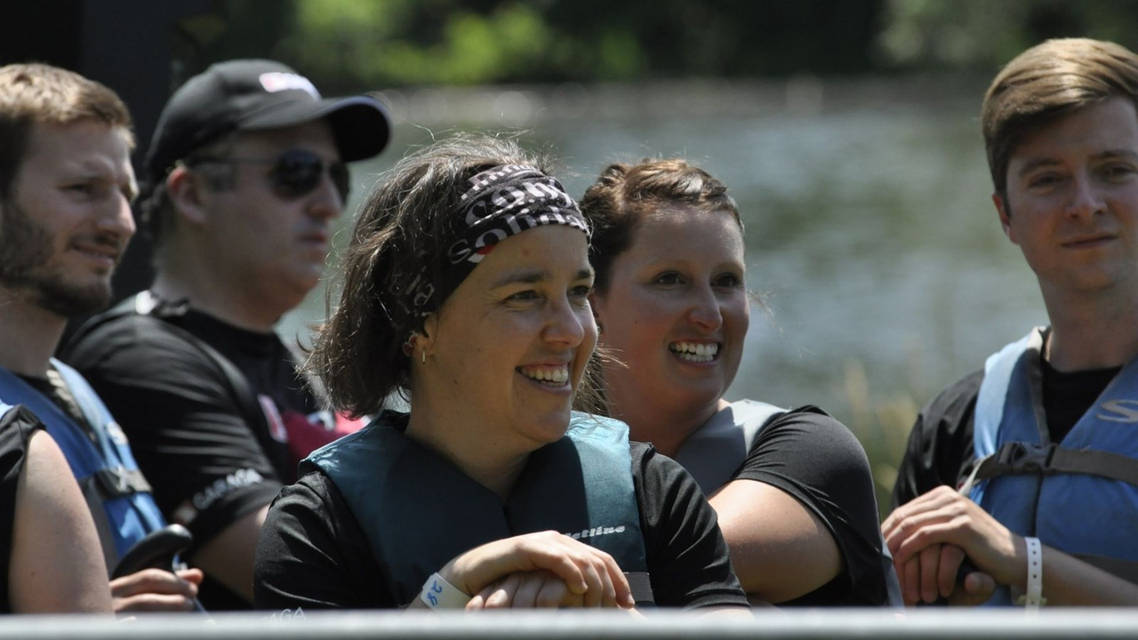 Photos et vidéo de la 10e édition de la course de bateaux-dragons