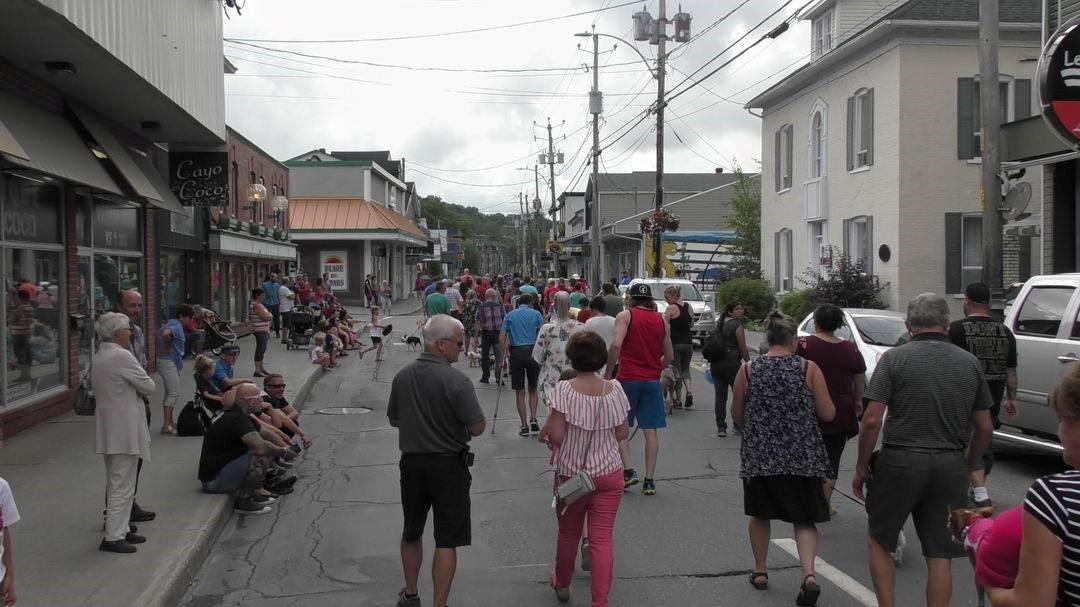 Normand DeLessard présente la parade des Poilus 2019