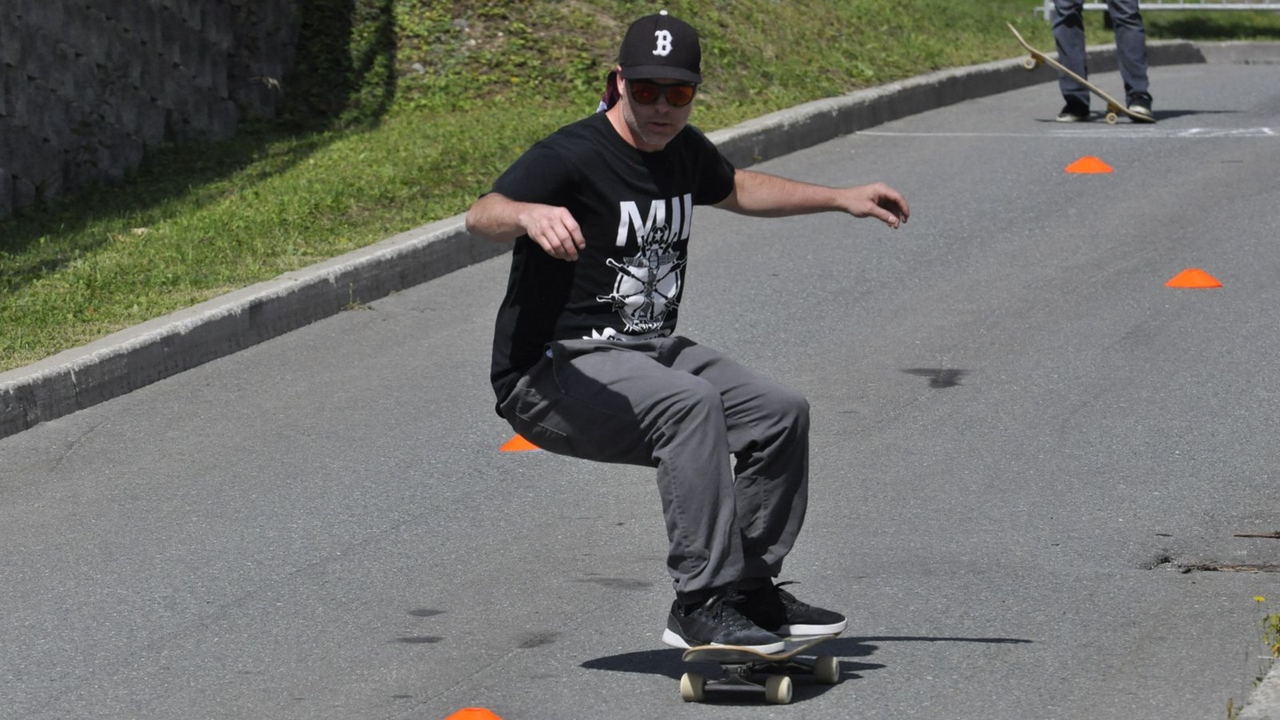 Une compétition de skateboard dans la 113e rue