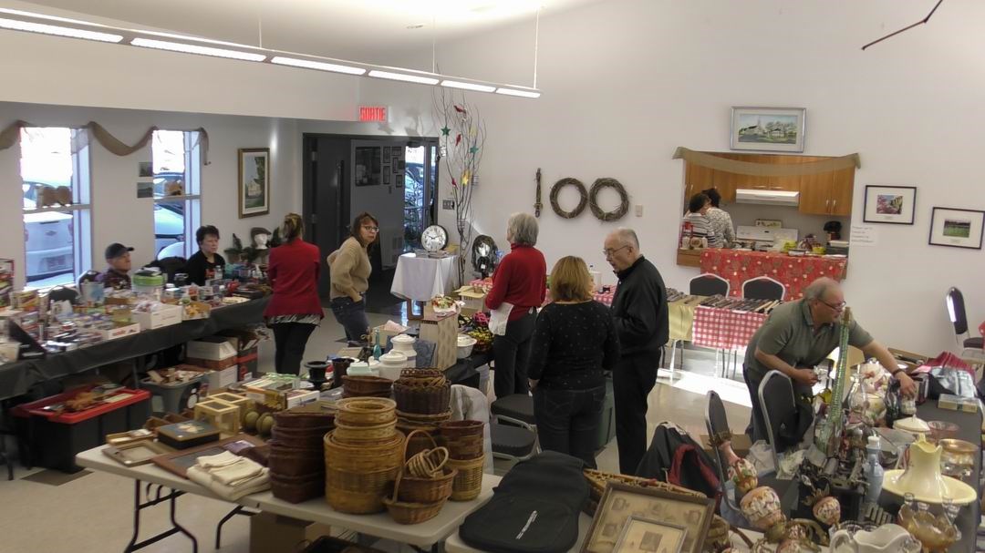 Normand DeLessard présente le marché de Noël et aux puces de Saint-Philibert