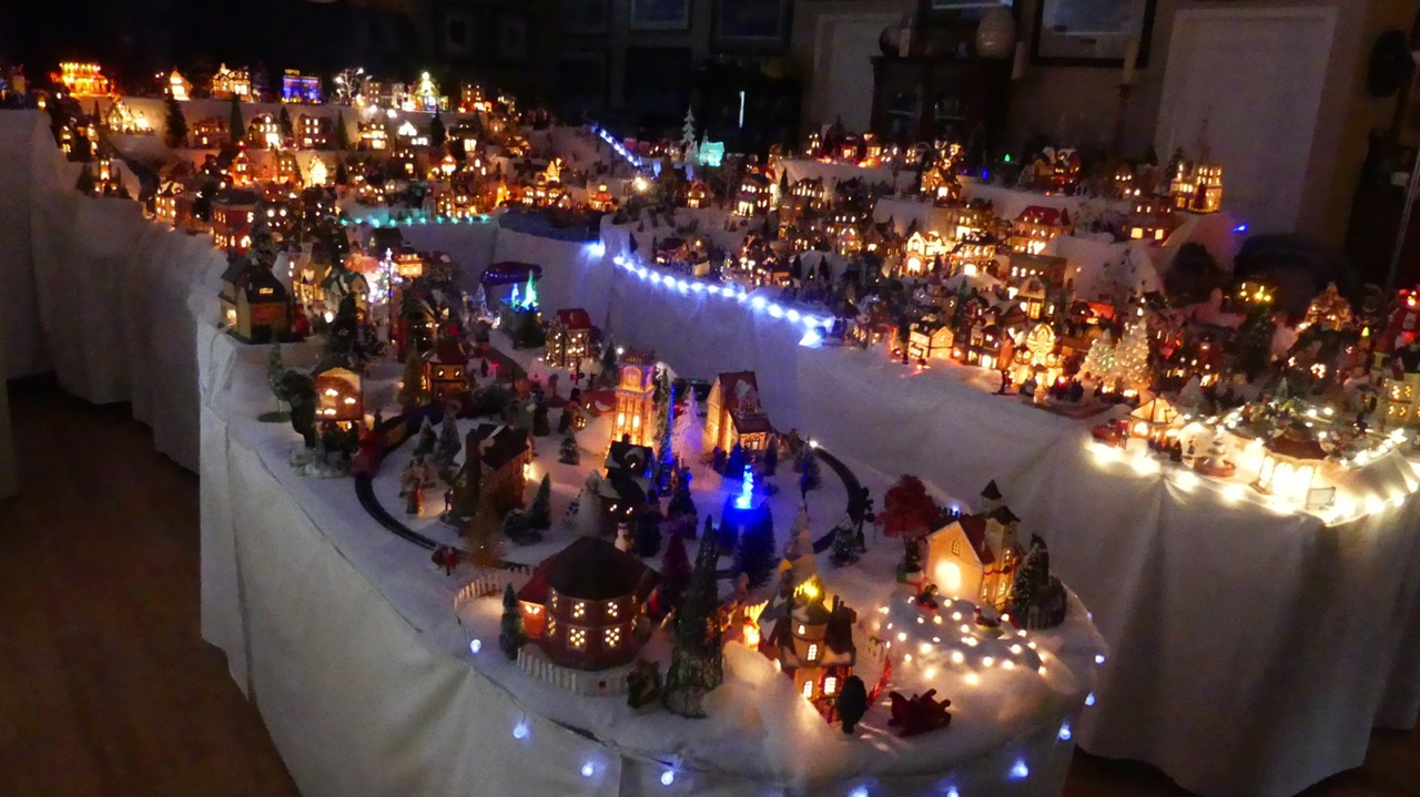 La féérie de Noël se passe en plein milieu du salon de Rachel et Philippe