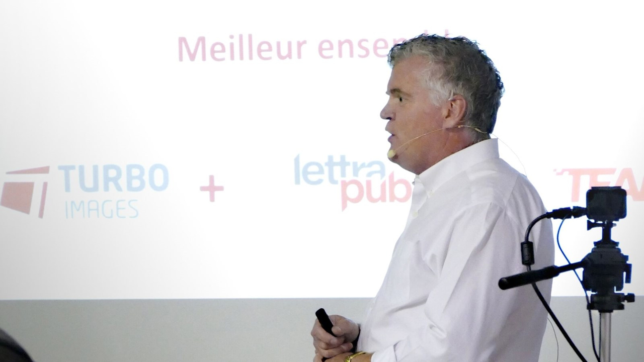 Pier Veilleux, président de Turbo Images, lors de l'annonce de l'acquisition.
