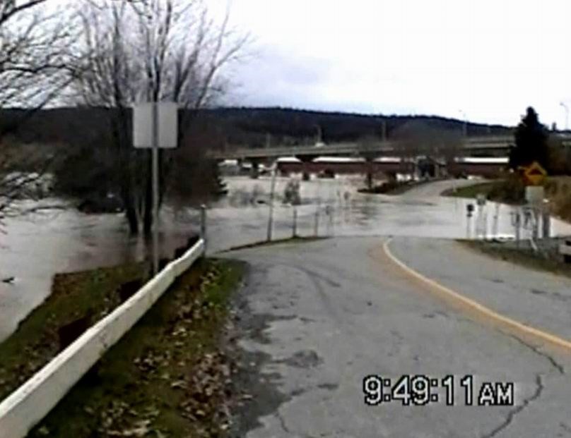 Normand DeLessard présente les pluies immenses d'octobre 2006 en Beauce
