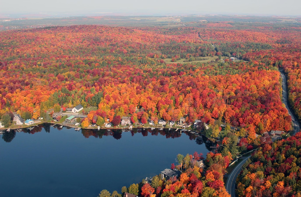 Vue aérienne du Lac Poulin.