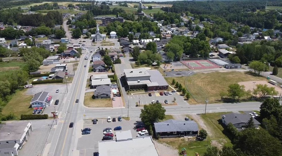 Normand DeLessard présente Vallée-Jonction vue du ciel