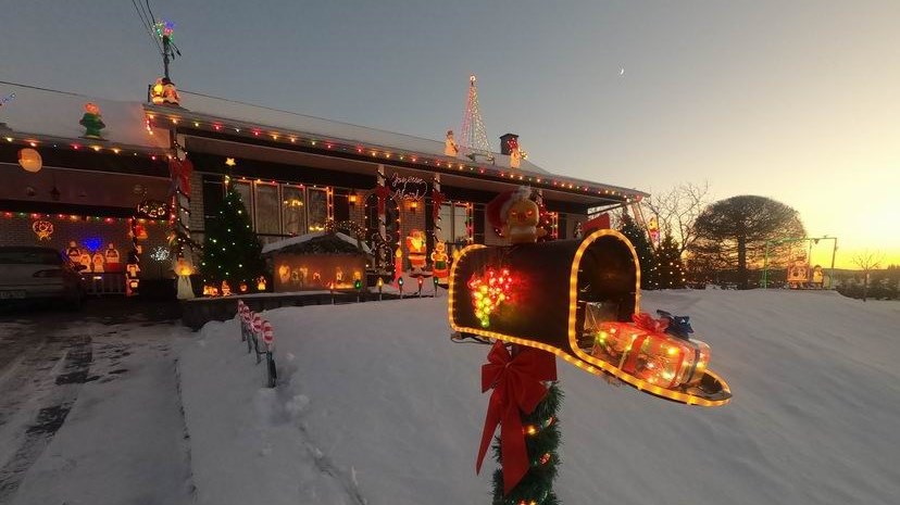 Normand DeLessard présente Daniel Loignon, 30 ans de décoration de Noël