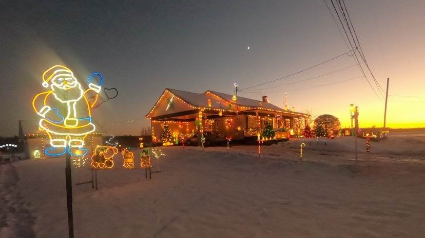 Normand DeLessard présente Daniel Loignon, 30 ans de décoration de Noël