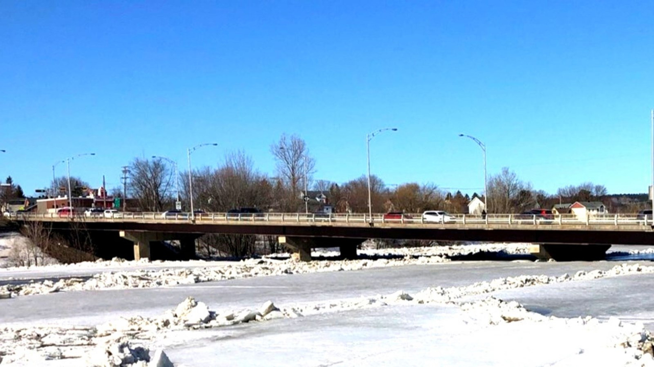 Deuxième pont à Saint-Georges:  la MRC de Beauce-Sartigan appuie « sans  réserve »