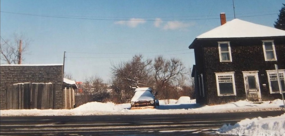 Normand DeLessard présente la maison de Solo à Saint-Georges