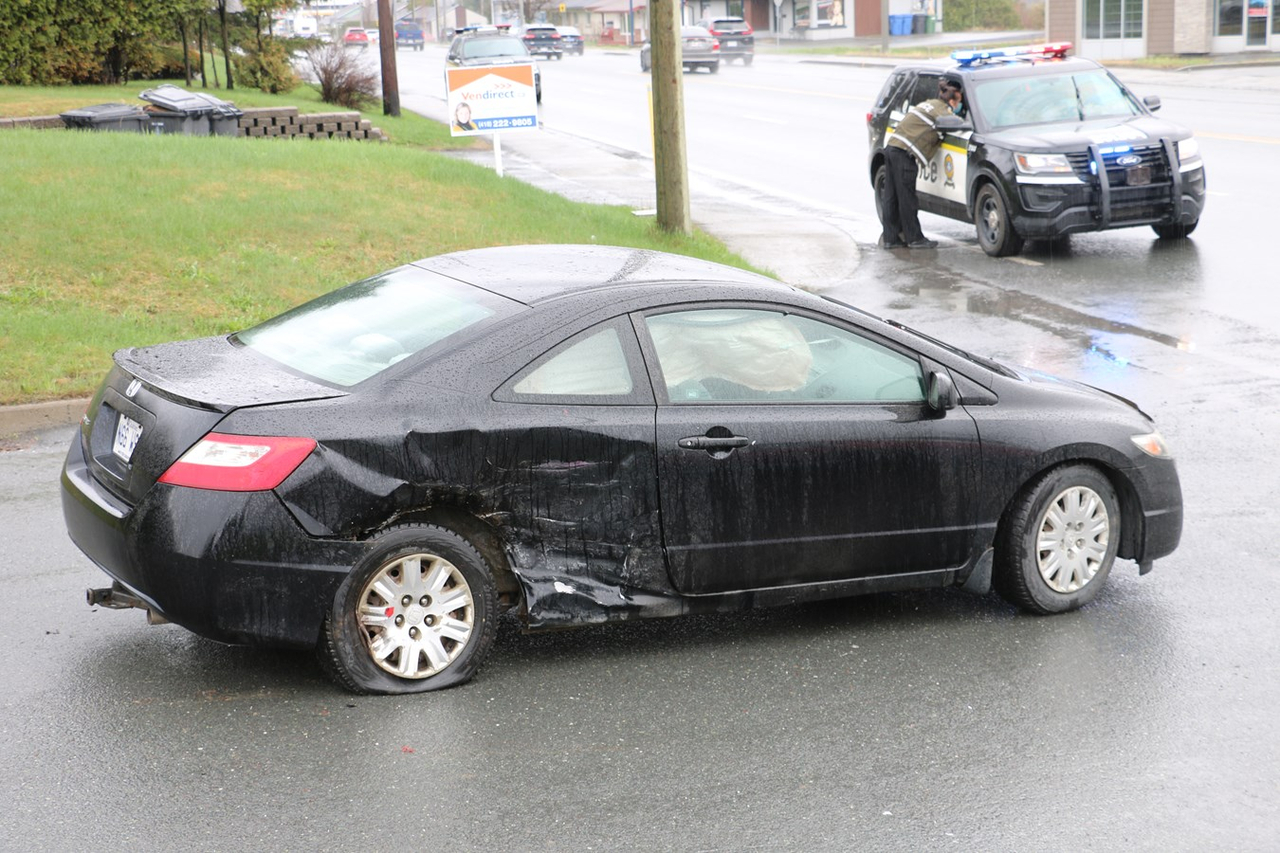 Collision sur le boulevard Lacroix au niveau de la 142e rue