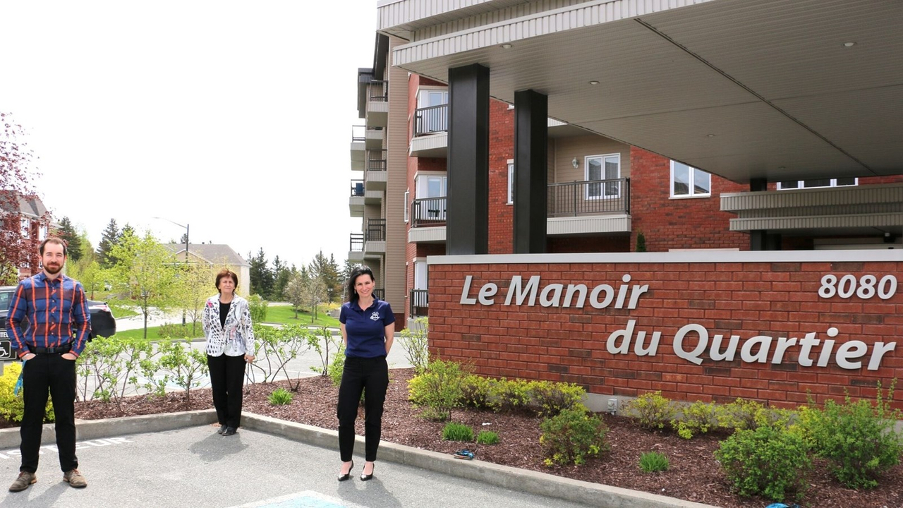 Keven Poulin, Michèle Veilleux et Peggy Poulin.