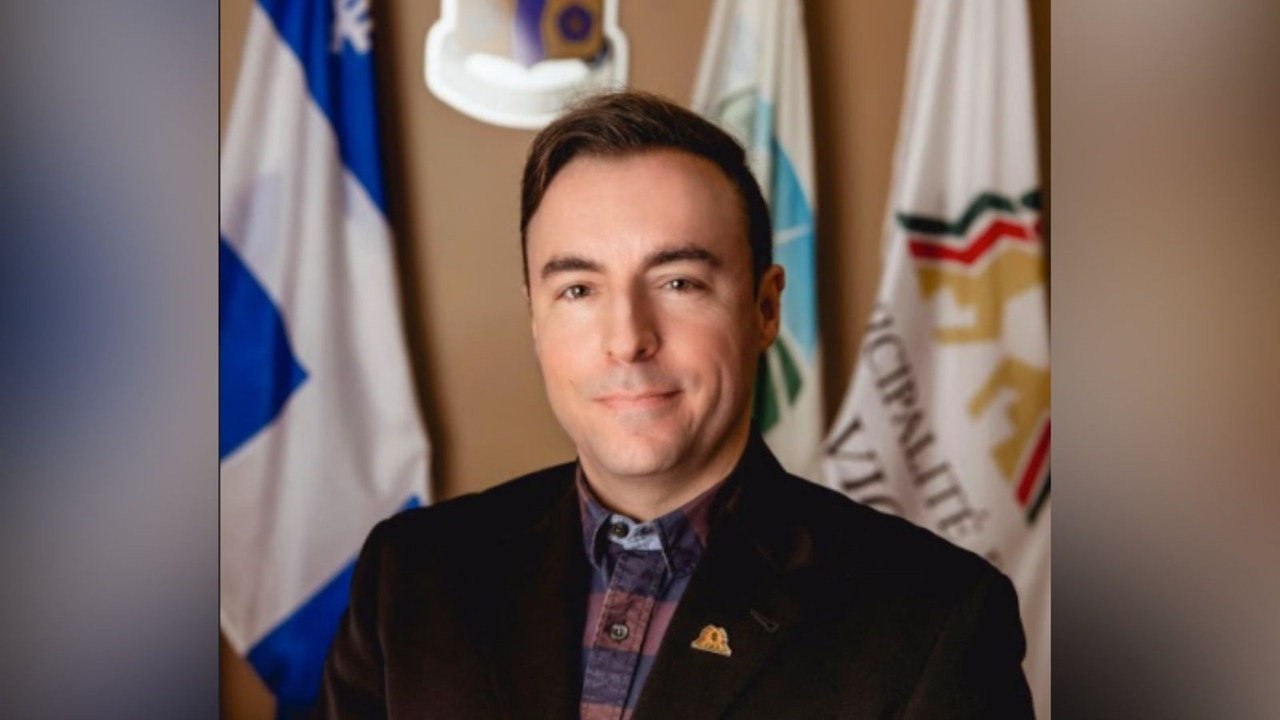 Le maire Jonathan V. Bolduc.