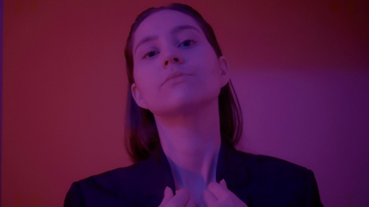 La chanteuse beauceronne Maelydée a sorti son premier clip