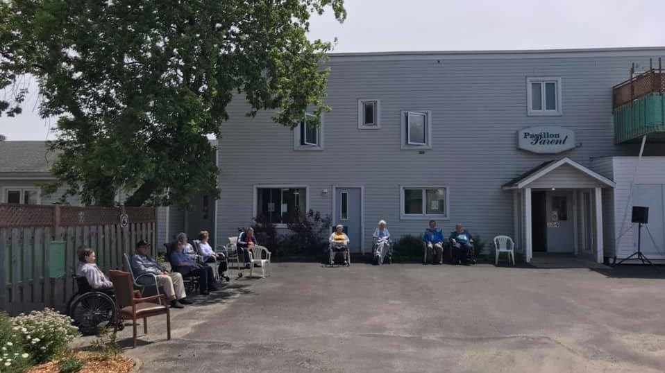 Le Pavillon Parent à Saint-Isidore a fermé ses portes il y a quelques jours. 