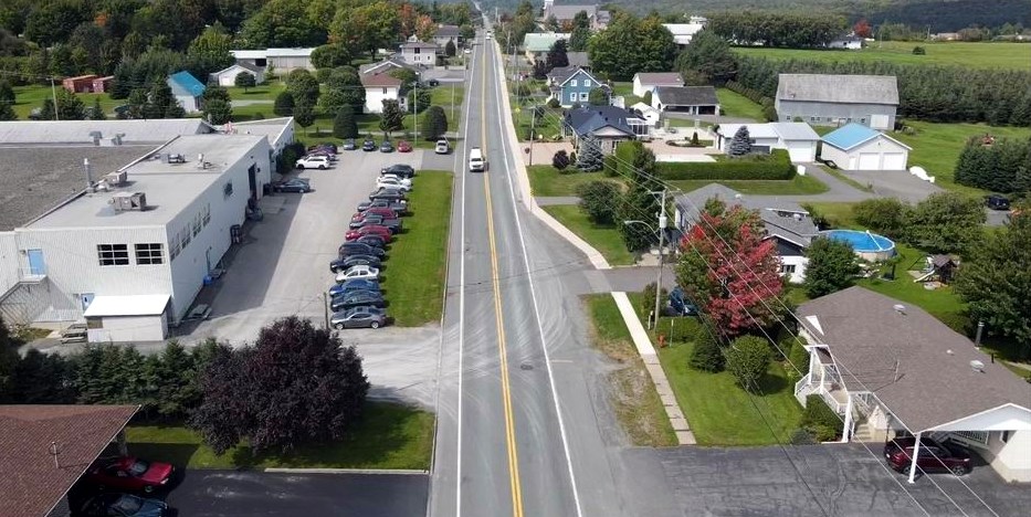 Normand DeLessard présente Sainte-Clotilde vue du ciel