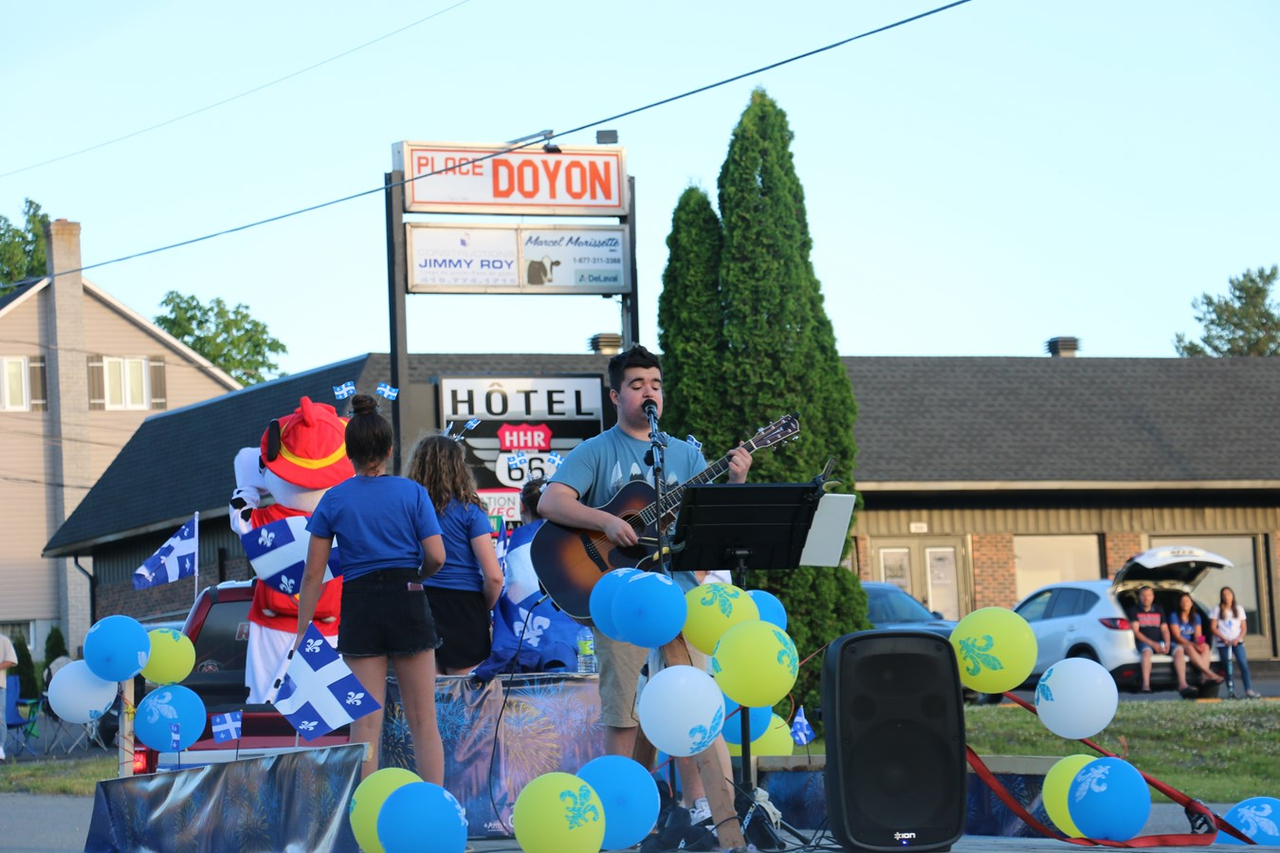 Défilé à Saint-Victor pour la Fête nationale du Québec