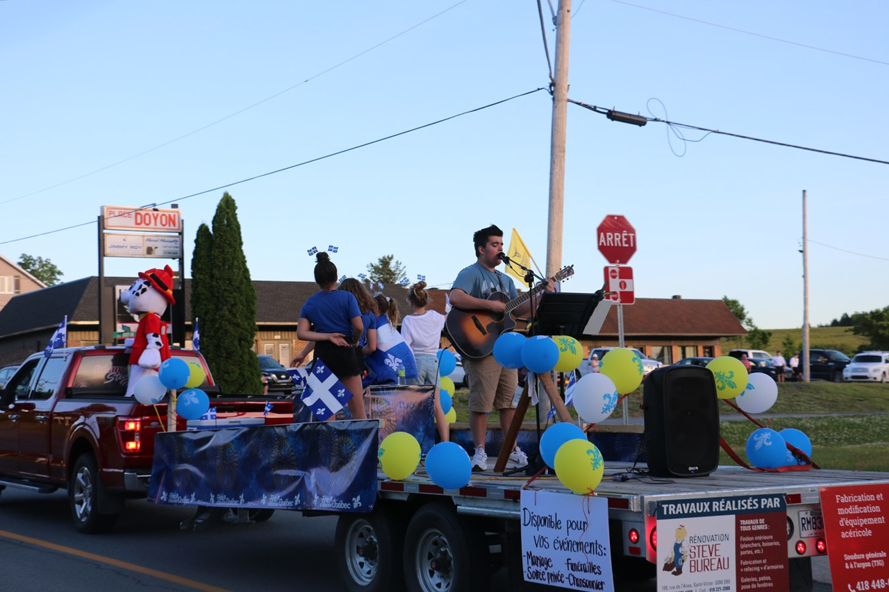 Défilé à Saint-Victor pour la Fête nationale du Québec
