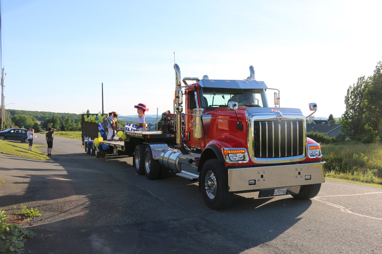 Défilé à Saint-Victor pour la Fête nationale du Québec