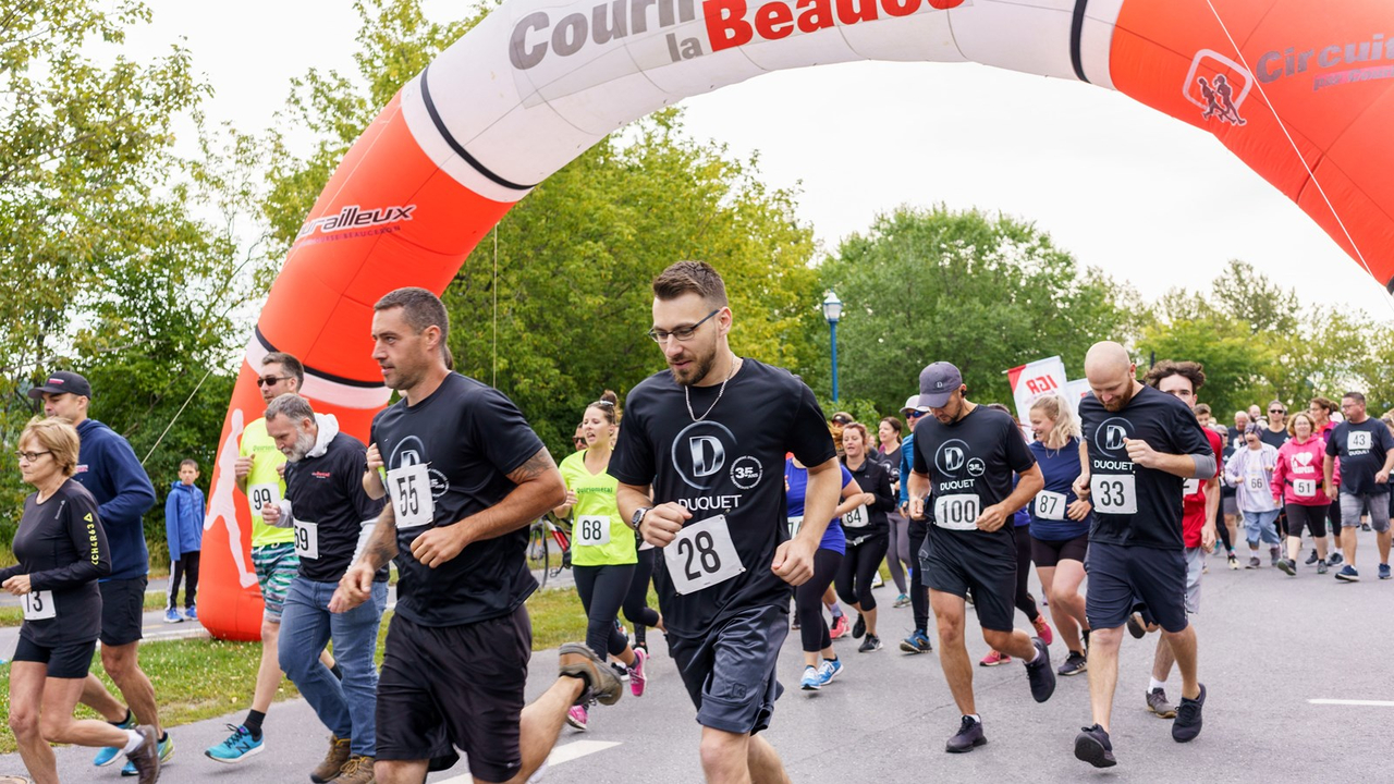 Courir pour la cause rapporte 10 000 $ à la Fondation Au Bercail