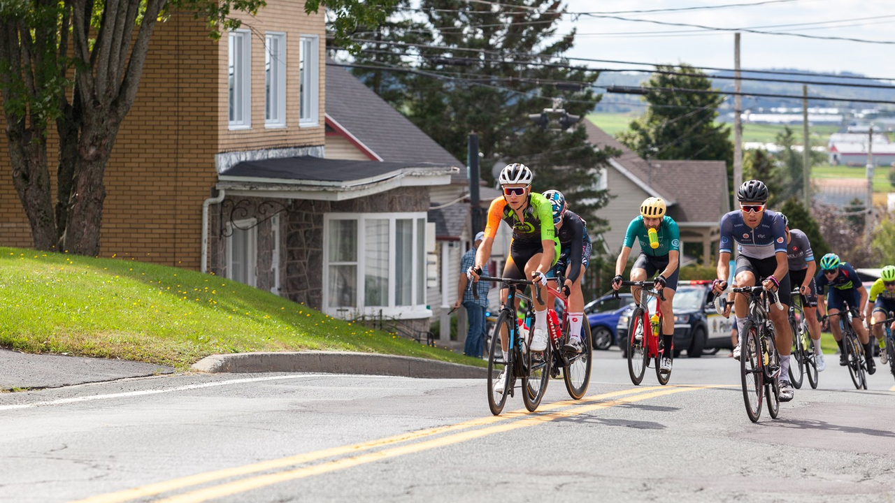 Championnats canadiens sur route: Guillaume Boivin vainqueur des élites hommes