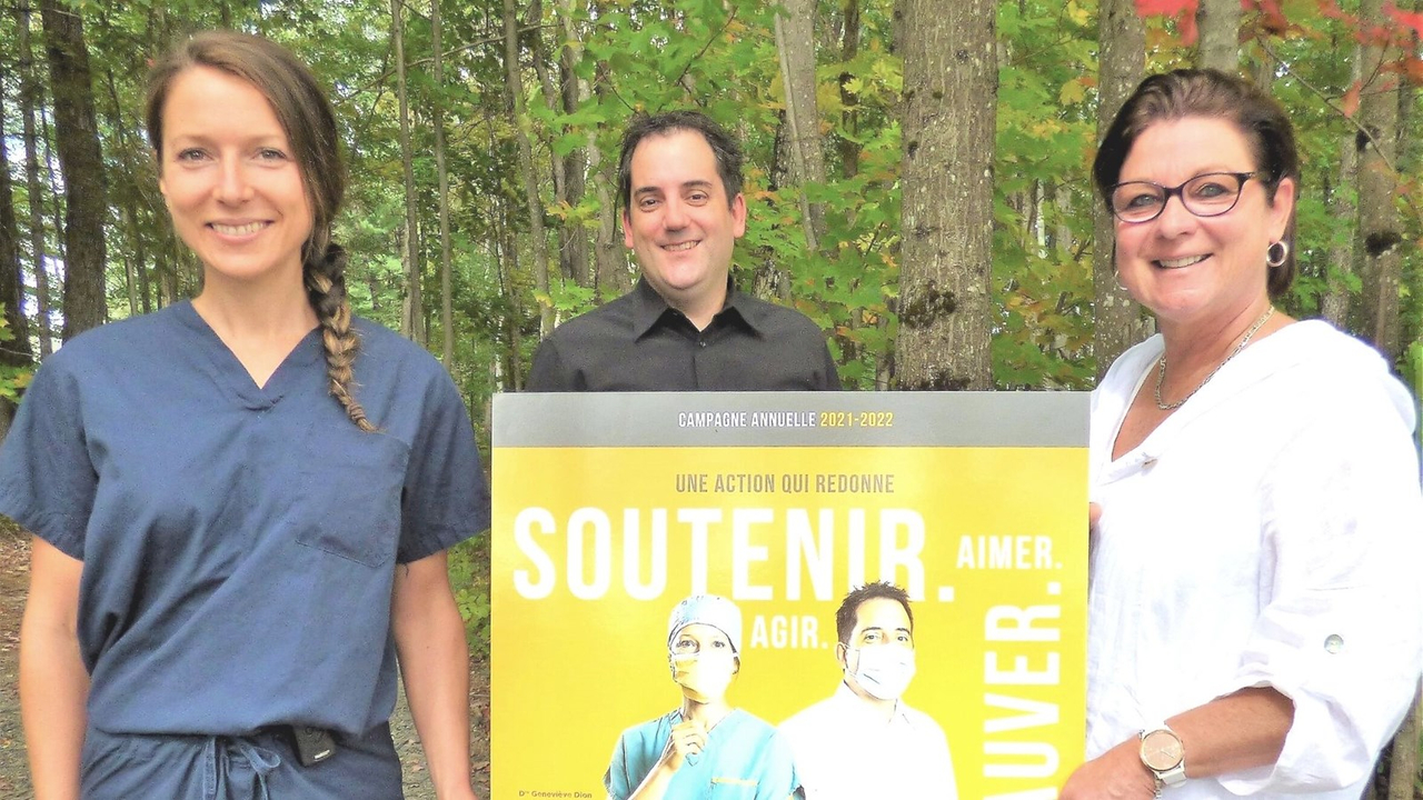 Dre Geneviève Dion, chirurgienne, Jonathan Simard, gestionnaire, Manon Veilleux, présidente.