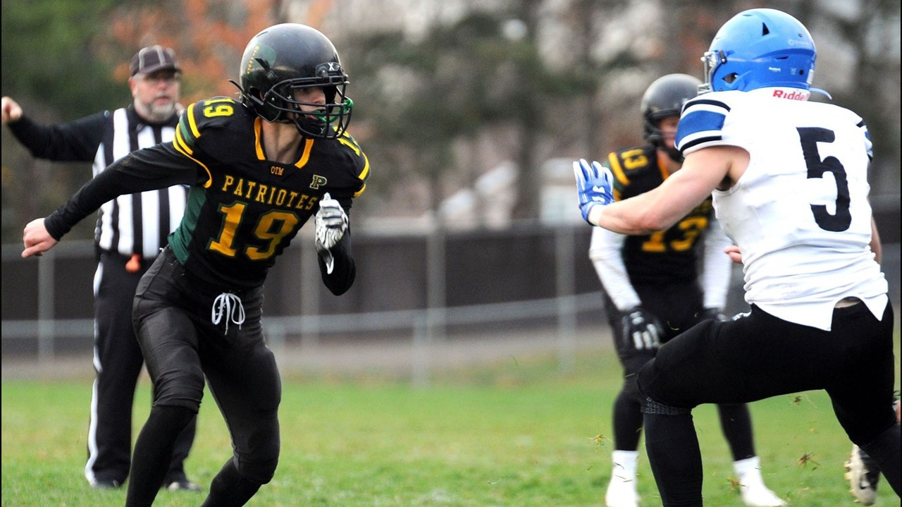 # 19 Emile Lessard