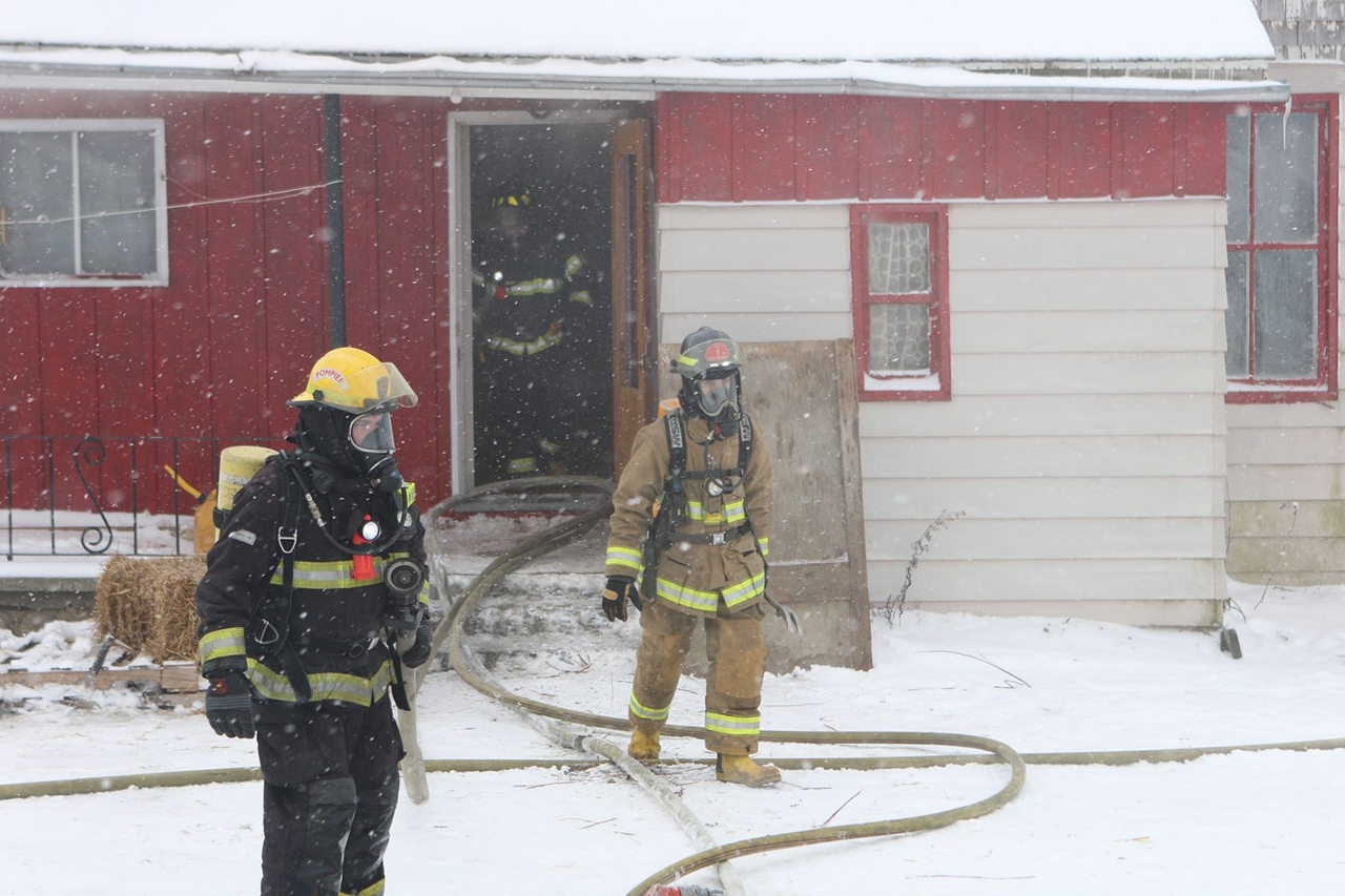 Un bon exercice de mise à feu pour les pompiers de Lambton