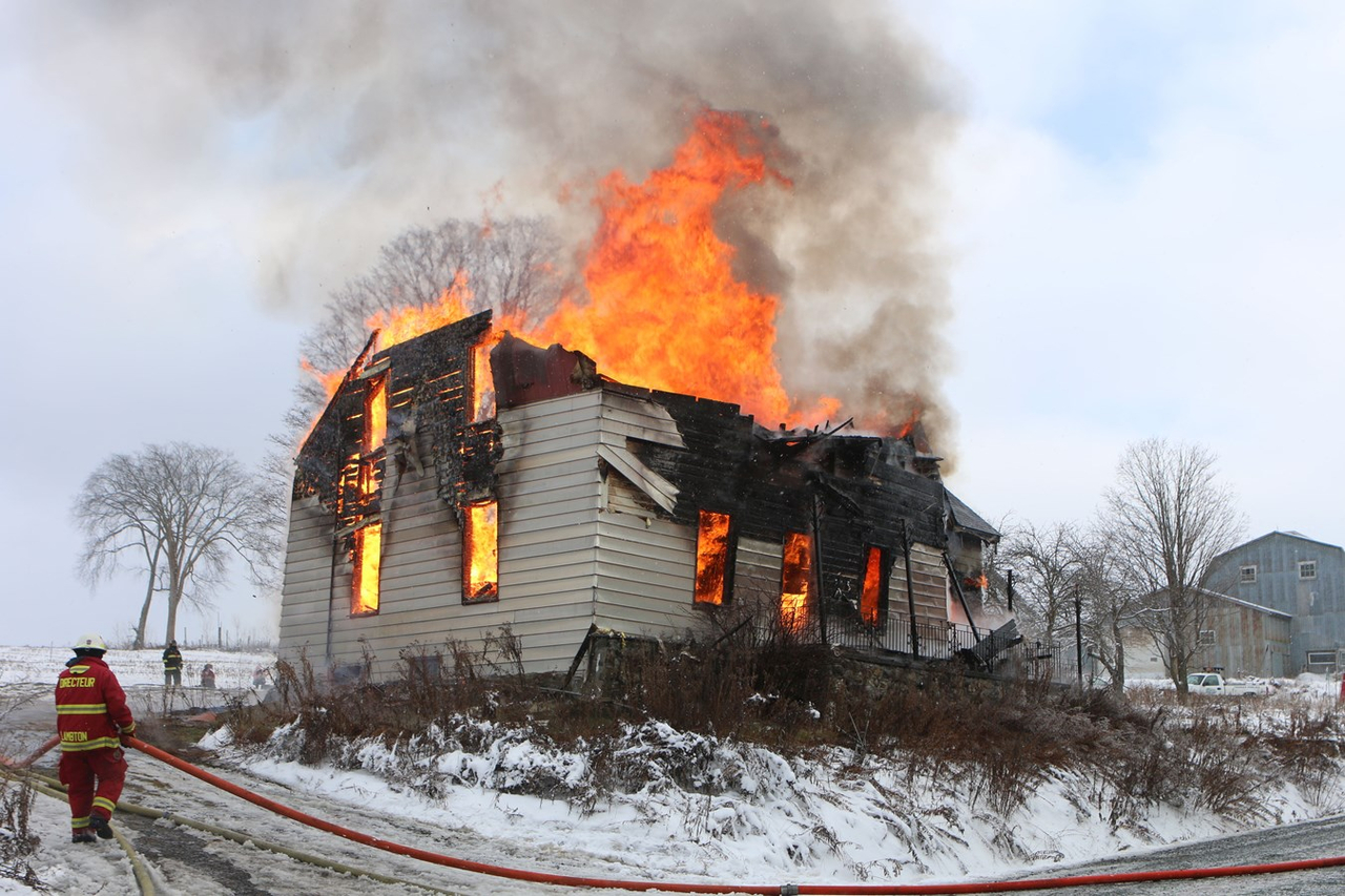 Un bon exercice de mise à feu pour les pompiers de Lambton