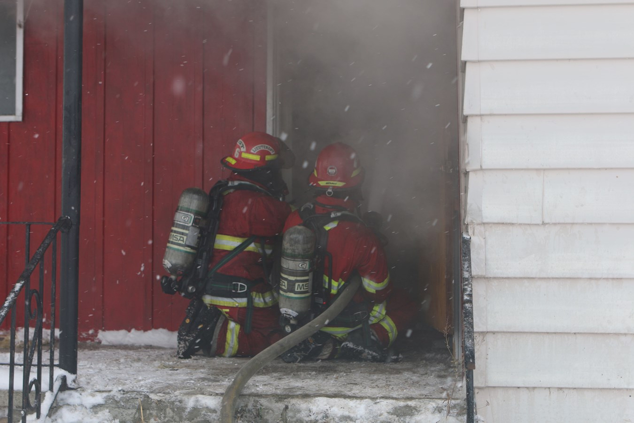 Un bon exercice de mise à feu pour les pompiers de Lambton